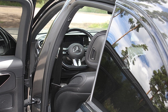 Mercedes-Benz C220 d 13 of 18