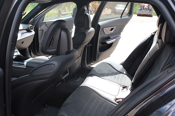 Mercedes-Benz C220 d 15 of 18