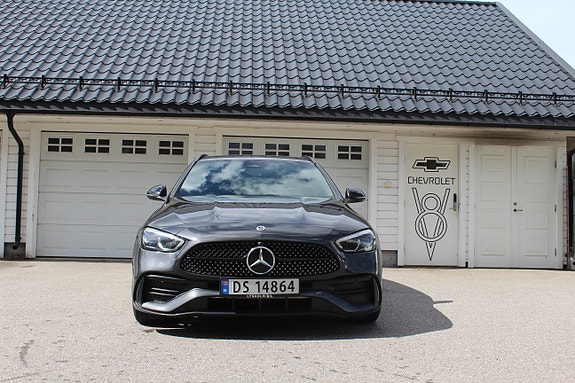 Mercedes-Benz C220 d 3 of 18