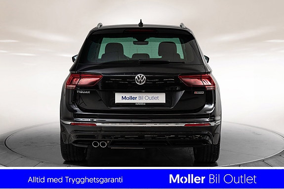 Volkswagen Tiguan 3 of 5