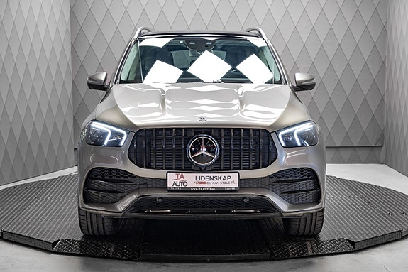 Mercedes-Benz GLE400 d 3 of 5