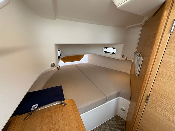Nimbus C9 – Profesjonell maritim støtte, executive charter og privat transport 4 of 7