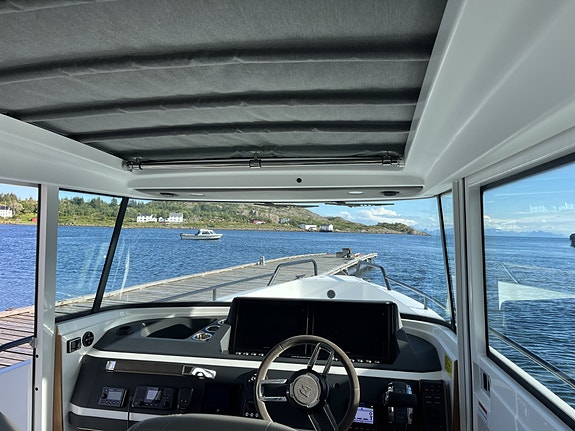 Flott Axopar 28 Cabin med Mercury 400HK - Klar for levering! 15 of 19