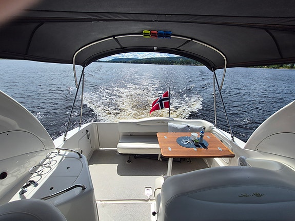 Sea Ray Sundancer 315 | Mercruiser 496 MAG | Webasto | Mye utstyr | Quickrest 9 of 30