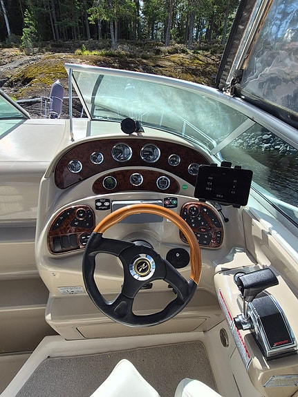 Sea Ray Sundancer 315 | Mercruiser 496 MAG | Webasto | Mye utstyr | Quickrest 20 of 30