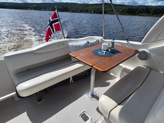 Sea Ray Sundancer 315 | Mercruiser 496 MAG | Webasto | Mye utstyr | Quickrest 11 of 30