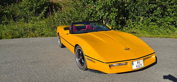 Chevrolet Corvette 3 of 12