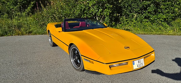 Chevrolet Corvette 2 of 12