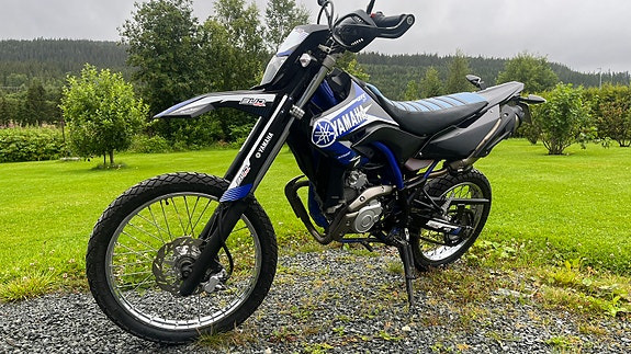 Yamaha WR 125 R/X 7 of 9