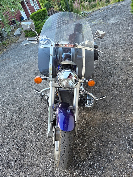 Honda VTX 1800 3 of 5