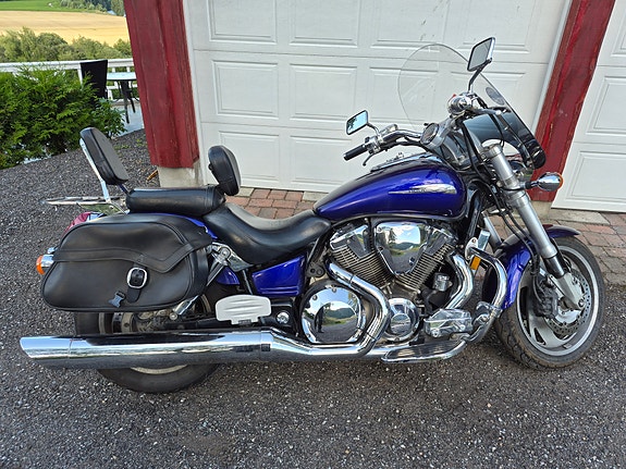Honda VTX 1800 2 of 5