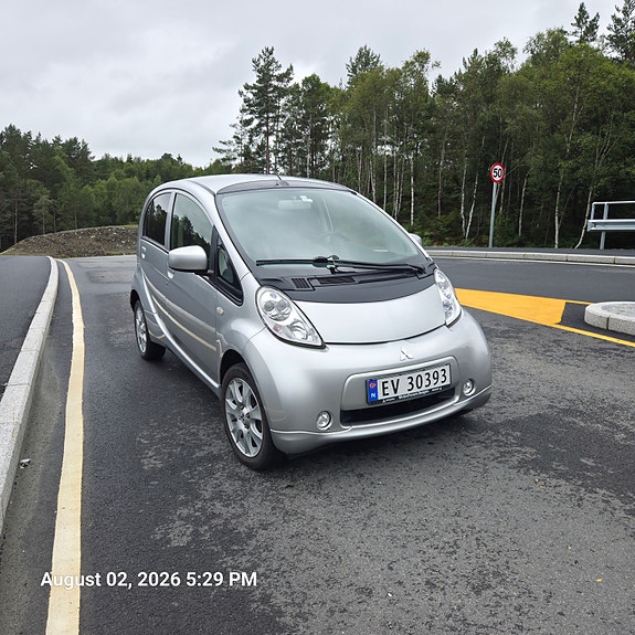 Mitsubishi i-Miev 4 of 30