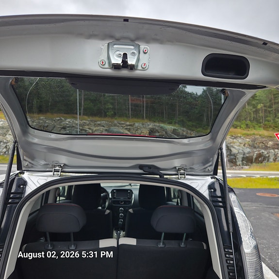Mitsubishi i-Miev 15 of 30