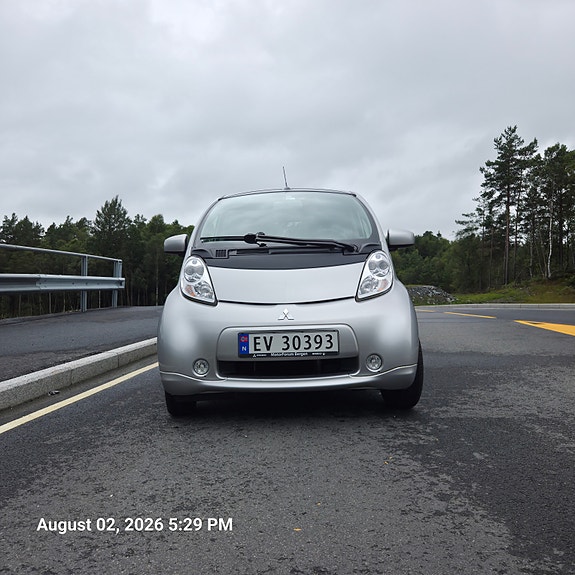 Mitsubishi i-Miev 3 of 30