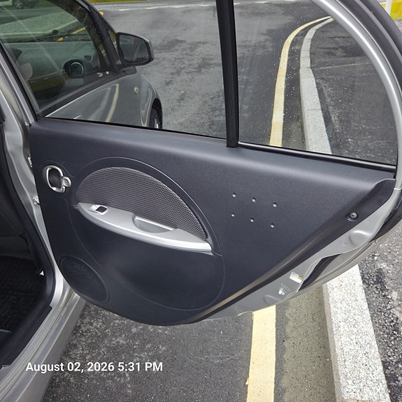 Mitsubishi i-Miev 17 of 30