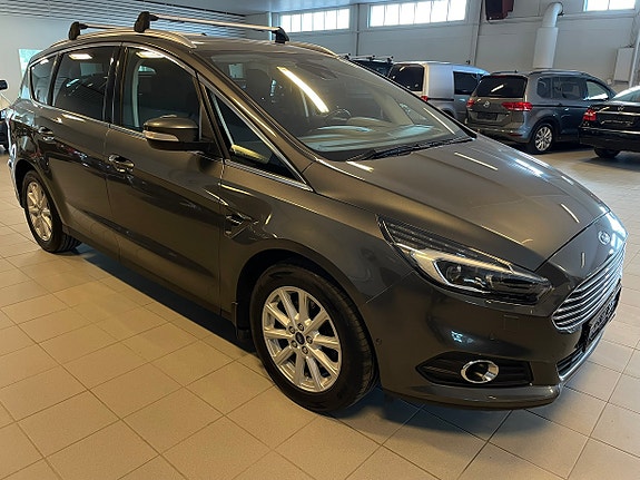 Ford S-MAX 2 of 5