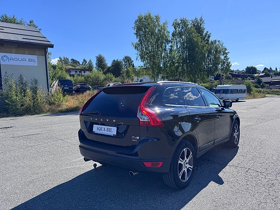 Volvo XC60 7 of 23