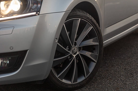 Skoda Octavia 5 of 5