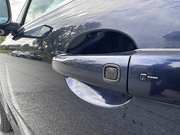 Volvo V70 11 of 23