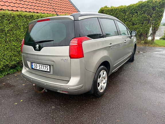 Peugeot 5008 12 of 19