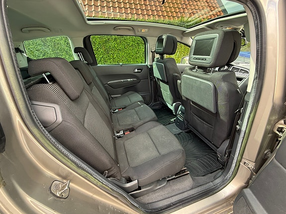 Peugeot 5008 4 of 19
