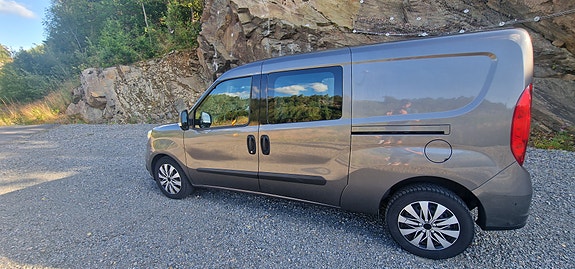 Fiat Doblo 2 of 24