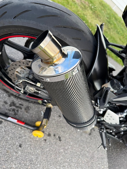 Kawasaki Z 750R Black Edition 14 of 21
