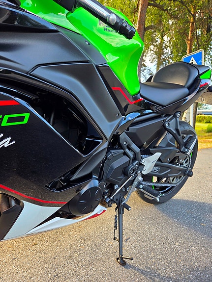Kawasaki Ninja 650 7 of 8