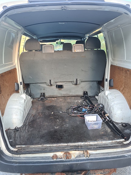 Toyota HiAce 9 of 26