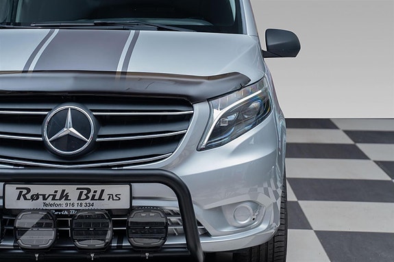 Mercedes-Benz Vito 119 2 of 5