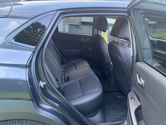 Hyundai Kona 30 of 30
