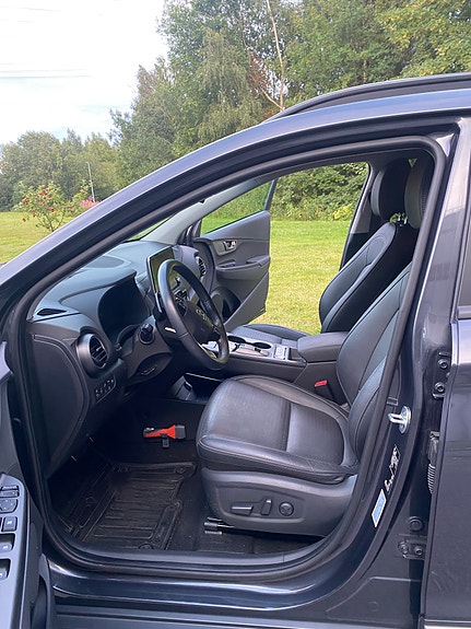 Hyundai Kona 13 of 30
