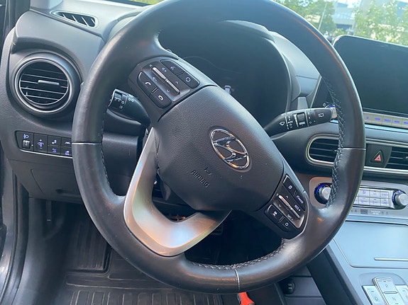 Hyundai Kona 15 of 30