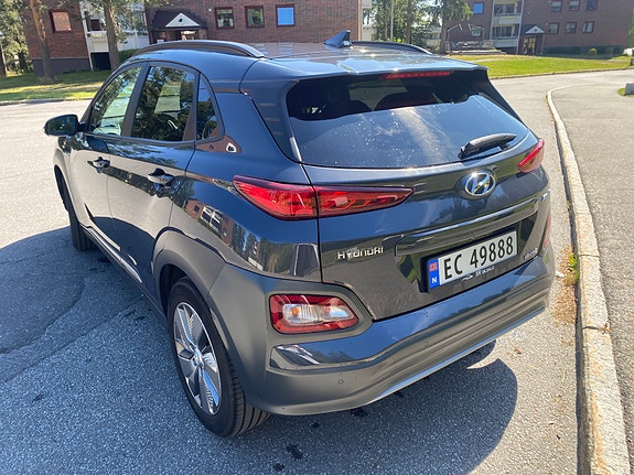 Hyundai Kona 8 of 30