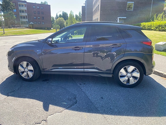 Hyundai Kona 7 of 30
