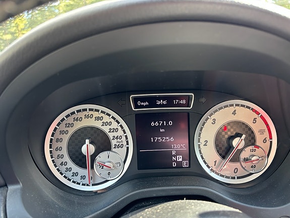 Mercedes-Benz A180 6 of 19