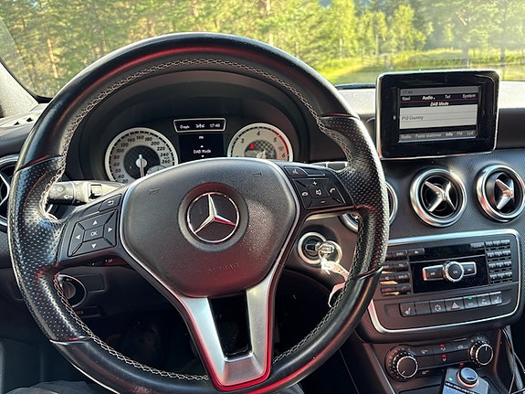 Mercedes-Benz A180 10 of 19