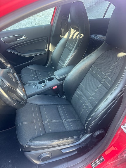 Mercedes-Benz A180 14 of 19