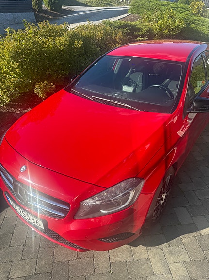 Mercedes-Benz A180 3 of 19