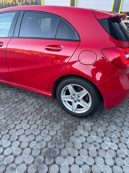 Mercedes-Benz A180 19 of 19