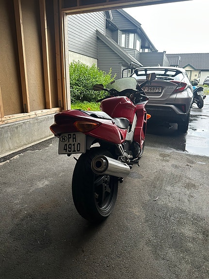Honda VFR 800 R 4 of 11