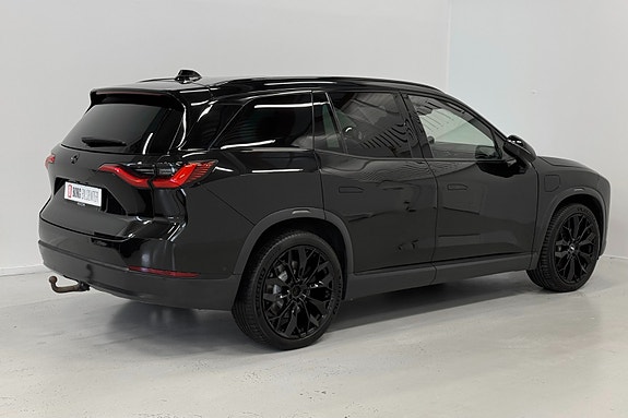NIO ES8 7 of 30