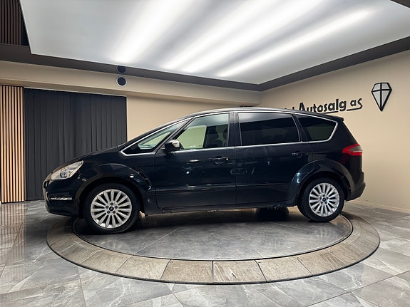Ford S-MAX 2 of 5