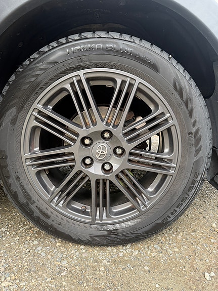 Toyota RAV4 17 of 18
