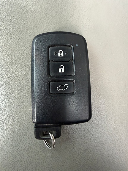 Toyota RAV4 11 of 18