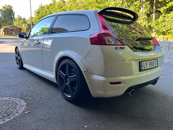 Volvo C30 6 of 30