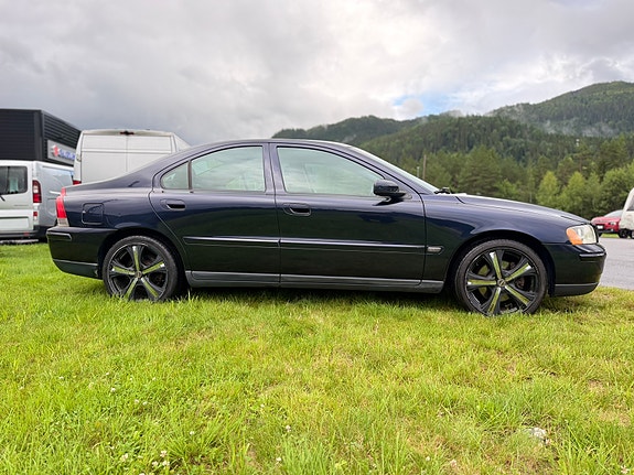 Volvo S60 3 of 13