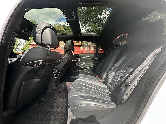 Mercedes-Benz S63 25 of 30