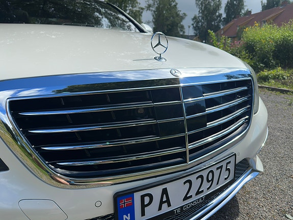 Mercedes-Benz S63 10 of 30