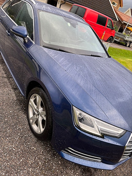 Audi A4 21 of 23